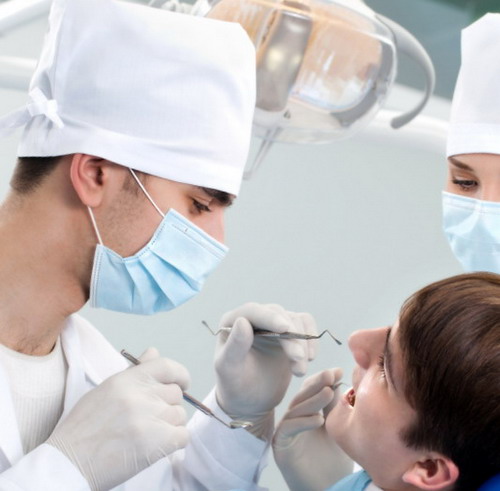 Dantų implantacijos procedūra